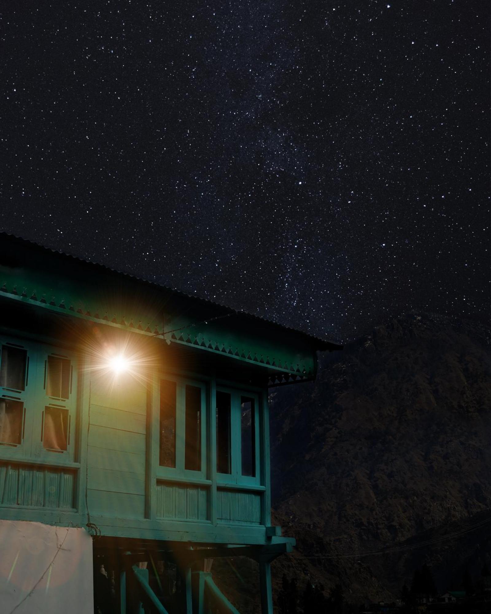 The Nook, Sainj Hostel Exterior photo